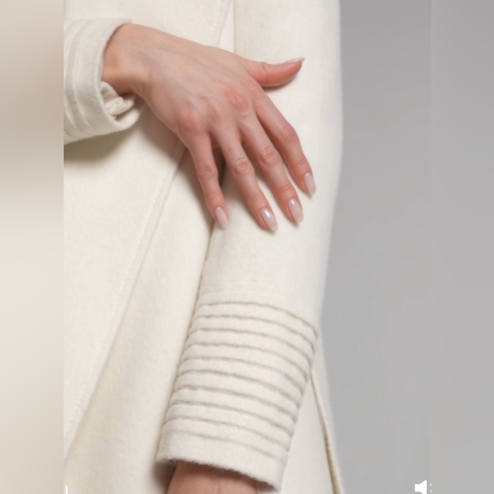 Sentaler Alpaca Coat (white/cream) - Picture 3 of 12